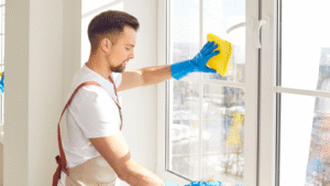 Manutenção e Limpeza de Insulfilm Residencial: Proteja e Preserve sua Película